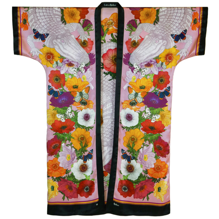 Kueen - Silk Kimono, Amazing Alligator